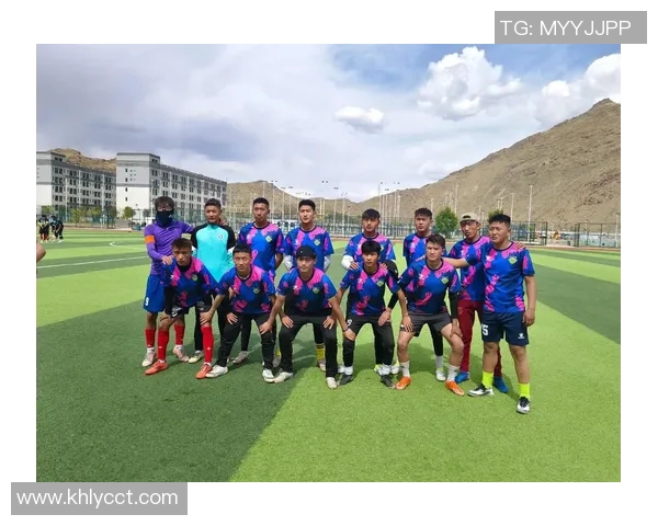 探索踢足球的不同位置及其对比赛策略的影响与重要性分析 探索踢足球的不同位置及其对比赛策略的影响与重要性分析